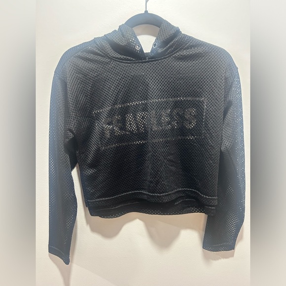 INFINITE PERFORMANCE, size S, mesh top with fearless graphic, long sleeve, hood - Picture 1 of 8